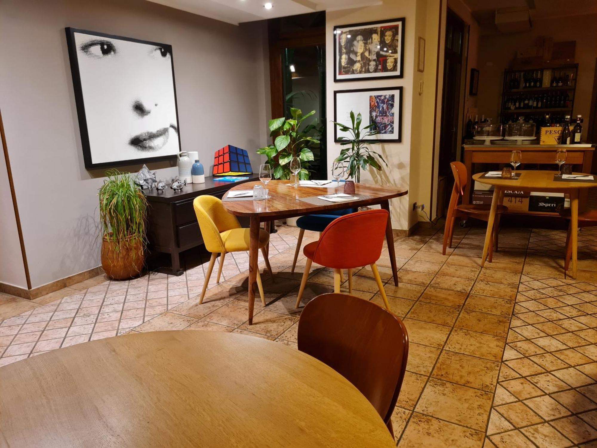 Manfredi Ristorante Con Alloggio Romentino エクステリア 写真