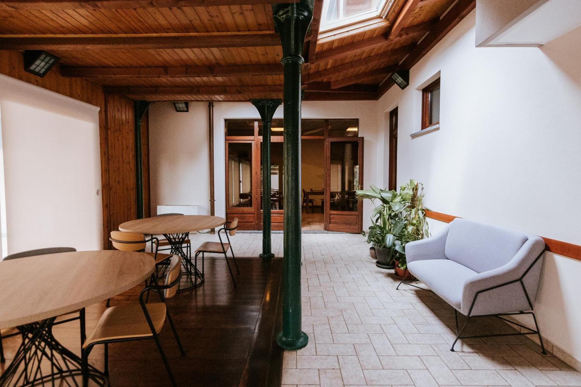 Manfredi Ristorante Con Alloggio Romentino エクステリア 写真